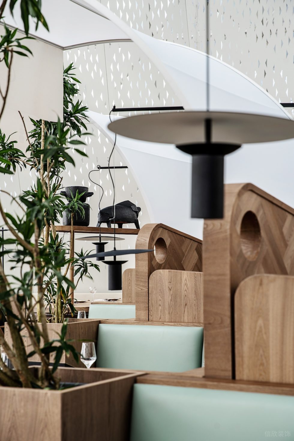 動(dòng)感美式餐廳清新景觀區(qū)域裝修設(shè)計(jì)