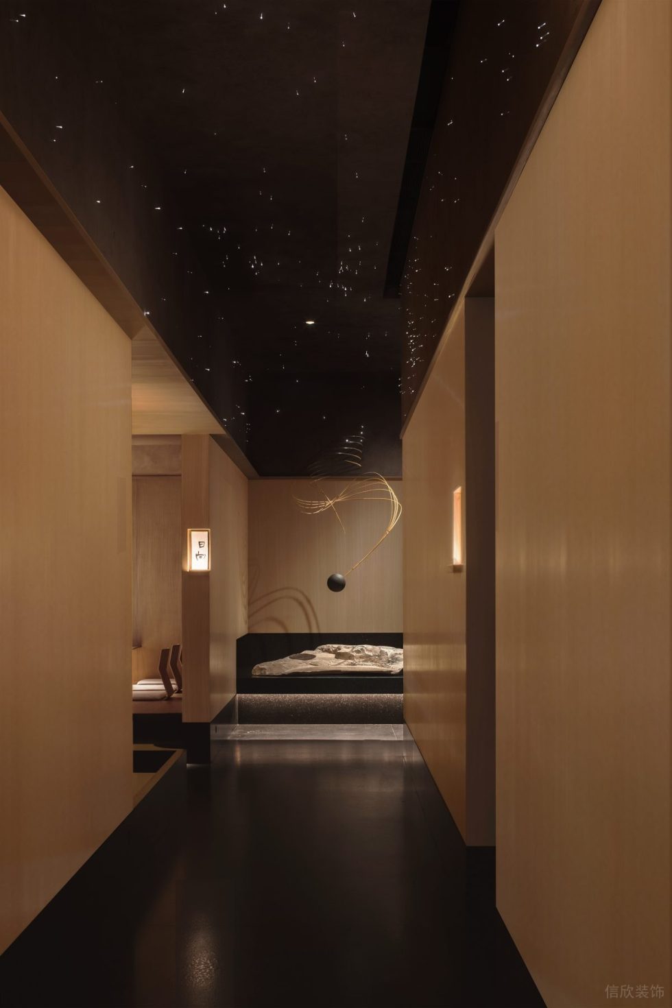 深圳福田經(jīng)典日式餐廳閃耀過道頂面裝修設(shè)計(jì)