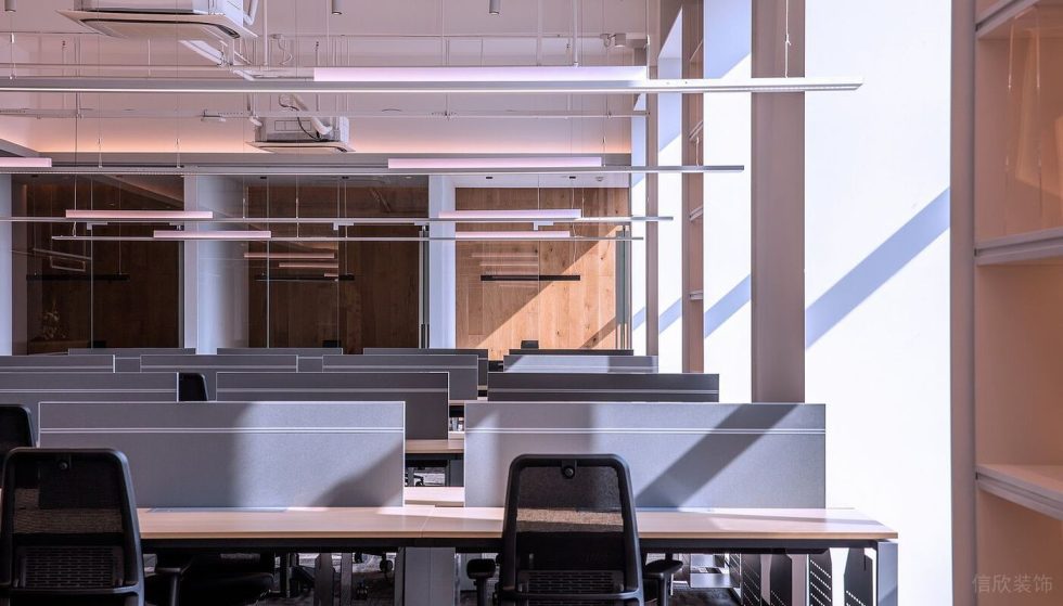 深圳龍崗萬國城大廈簡約現代風設計特色辦公室裝修案例綜合辦公大廳桌椅組合 深圳龍崗萬國城大廈簡約現代風設計特色辦公室裝修案例綜合辦公大廳桌椅組合