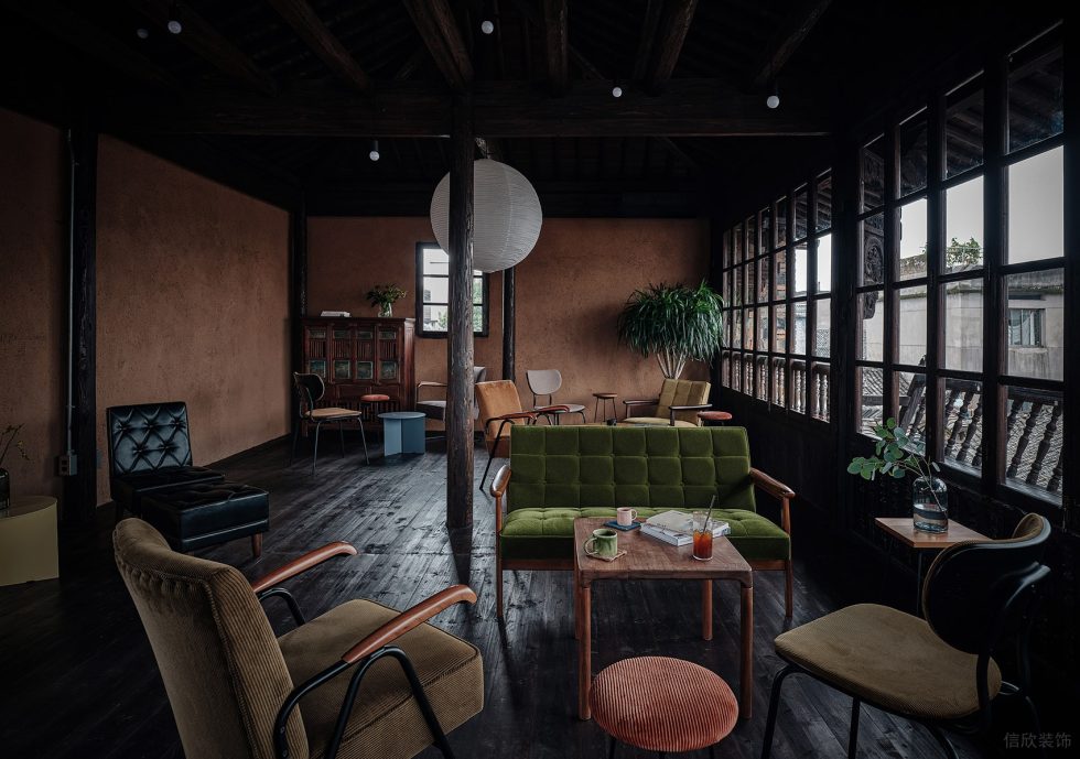 深圳龍華區(qū)禪意古典中式飲品店復(fù)古色現(xiàn)代用餐區(qū)裝修設(shè)計