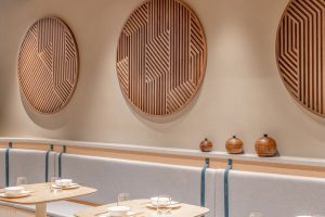 深圳龍華日式風格餐廳卡座用餐區(qū)裝修設計