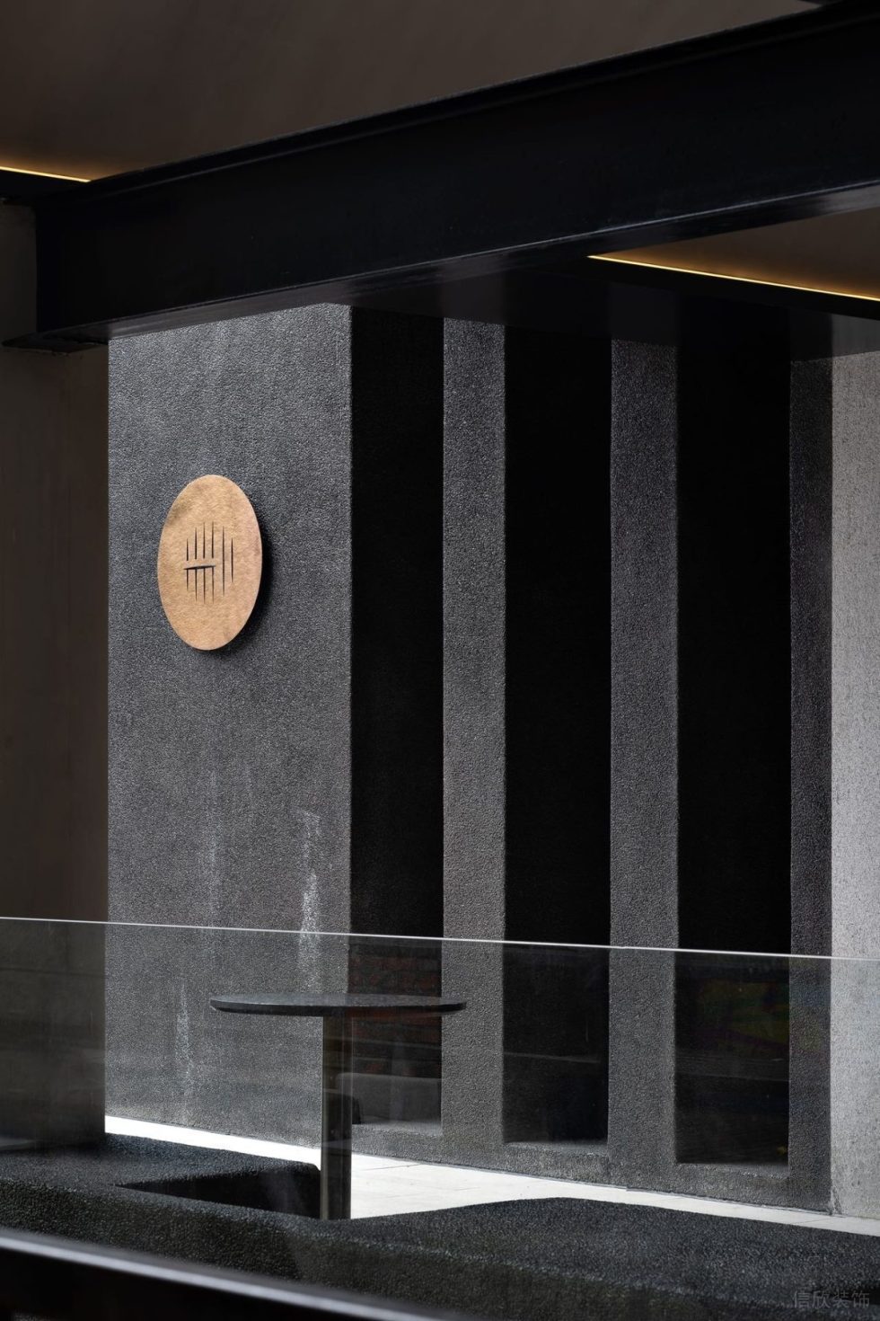 深圳南山工業(yè)風酒吧休閑區(qū)裝修設計