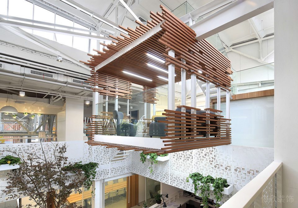 深圳南山佳嘉豪商務(wù)大廈1000平方米簡(jiǎn)約式工業(yè)混搭風(fēng)辦公室裝修案例空中洽談區(qū)