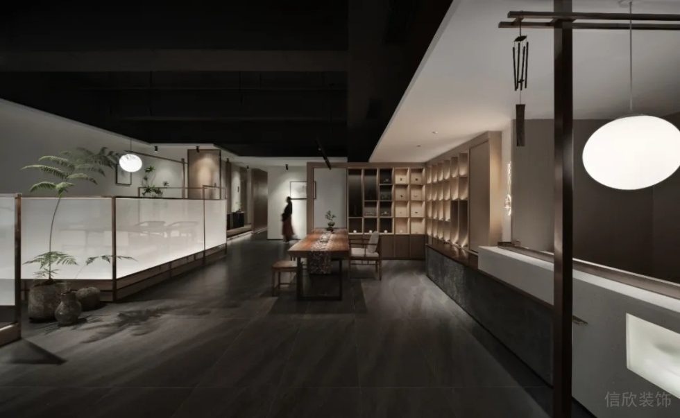 深圳南山區(qū)黑金新中式茶樓過道區(qū)域裝飾設計