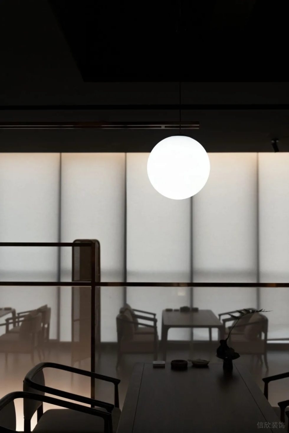 深圳南山區(qū)黑金新中式茶樓圓球造型燈裝飾設計