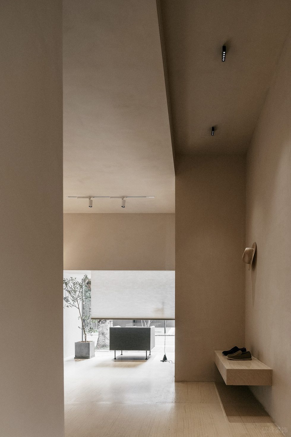 深圳市寶安區(qū)福永lougne Suit服裝定制店裝修設(shè)計(jì)-大廳二 深圳市寶安區(qū)福永lougne Suit服裝定制店裝修設(shè)計(jì)-大廳二