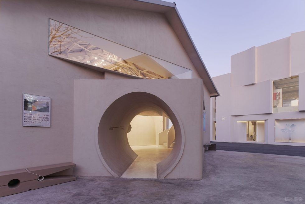 深圳市福田區(qū)石廈復(fù)古風Moments攝影基地裝修設(shè)計實景效果圖-攝影基地入口 深圳市福田區(qū)石廈復(fù)古風Moments攝影基地裝修設(shè)計實景效果圖-攝影基地入口