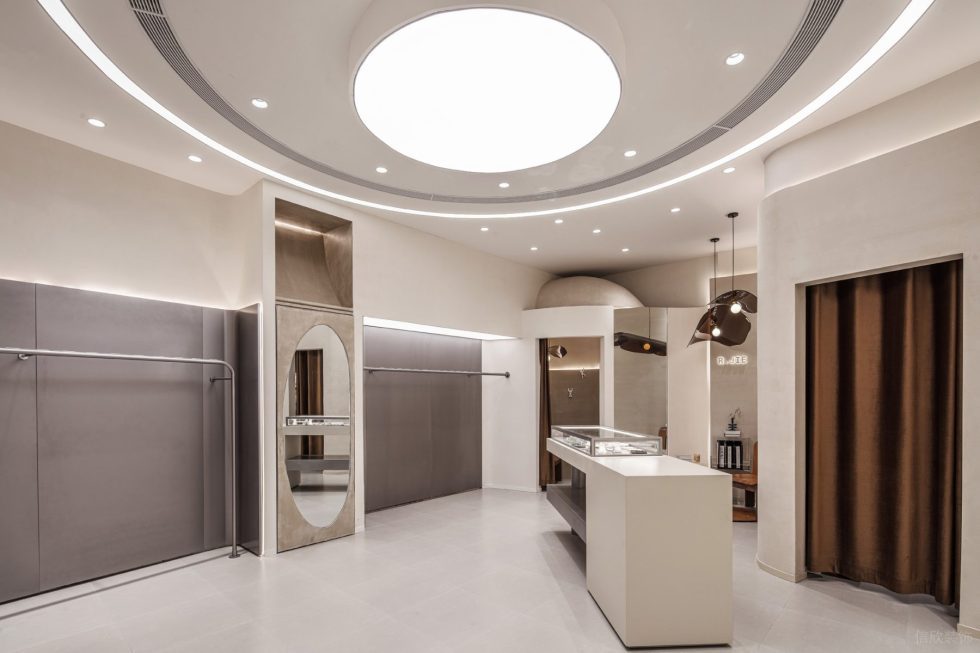 深圳市龍華區(qū)觀瀾服裝買(mǎi)手店裝修設(shè)計(jì) 前臺(tái)二