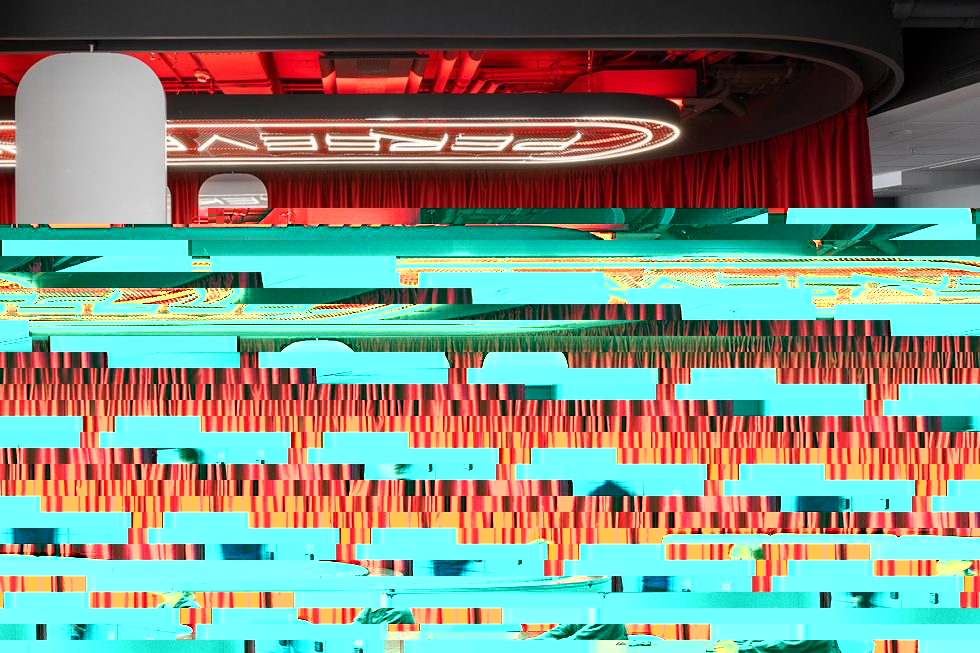 深圳市南山區大沖商務中心紅色主調現代辦公室裝修設計案例 前臺服務臺側面圖