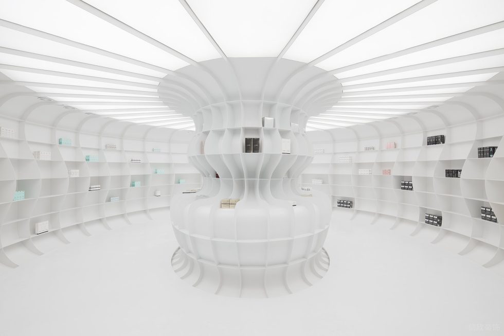 深圳市南山區(qū)南頭工業(yè)風(fēng)化妝品店裝修設(shè)計實景圖-白色圓形展區(qū) 深圳市南山區(qū)南頭工業(yè)風(fēng)化妝品店裝修設(shè)計實景圖-白色圓形展區(qū)