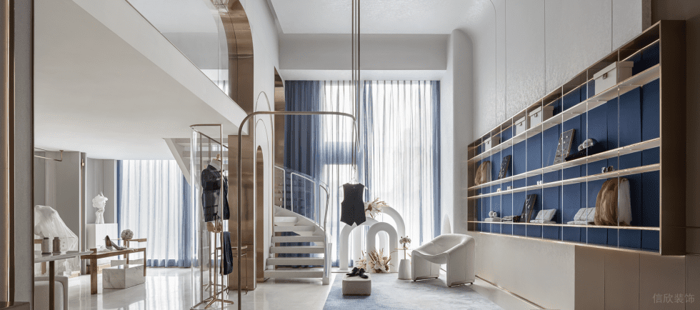 深圳市南山區(qū)蛇口現(xiàn)代輕奢風禮服店裝修設(shè)計-白色透明玻璃旋轉(zhuǎn)樓梯 深圳市南山區(qū)蛇口現(xiàn)代輕奢風禮服店裝修設(shè)計-白色透明玻璃旋轉(zhuǎn)樓梯