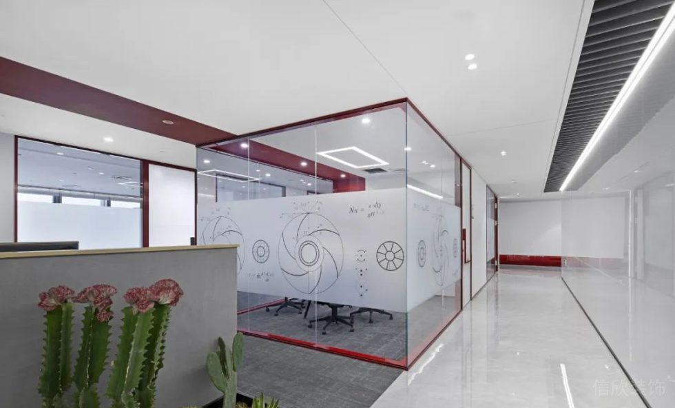 現(xiàn)代極簡主義灰色主調(diào)辦公室裝修設(shè)計案例 過道