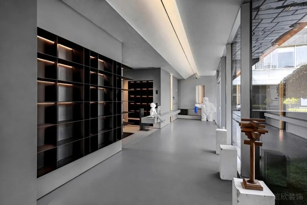 極簡黑白灰風格辦公室裝修案例前廳白色藝術雕塑 極簡黑白灰風格辦公室裝修案例前廳白色藝術雕塑