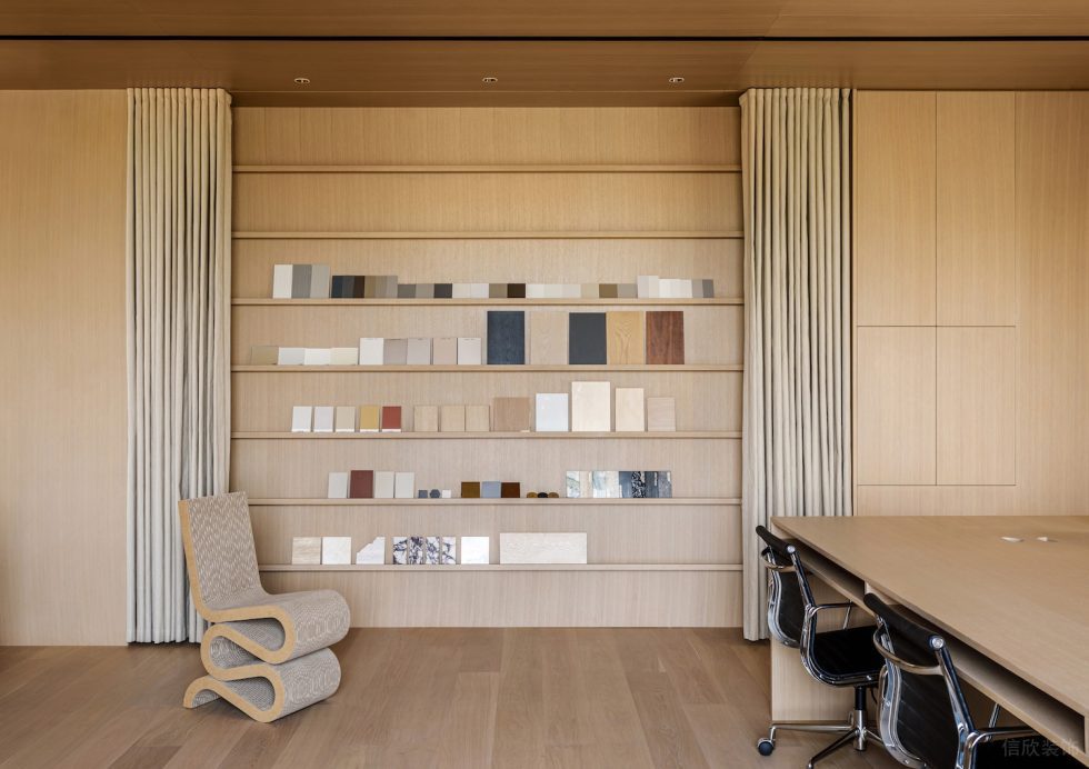 簡(jiǎn)約北歐風(fēng)辦公室裝修設(shè)計(jì) 入墻式木制置物柜