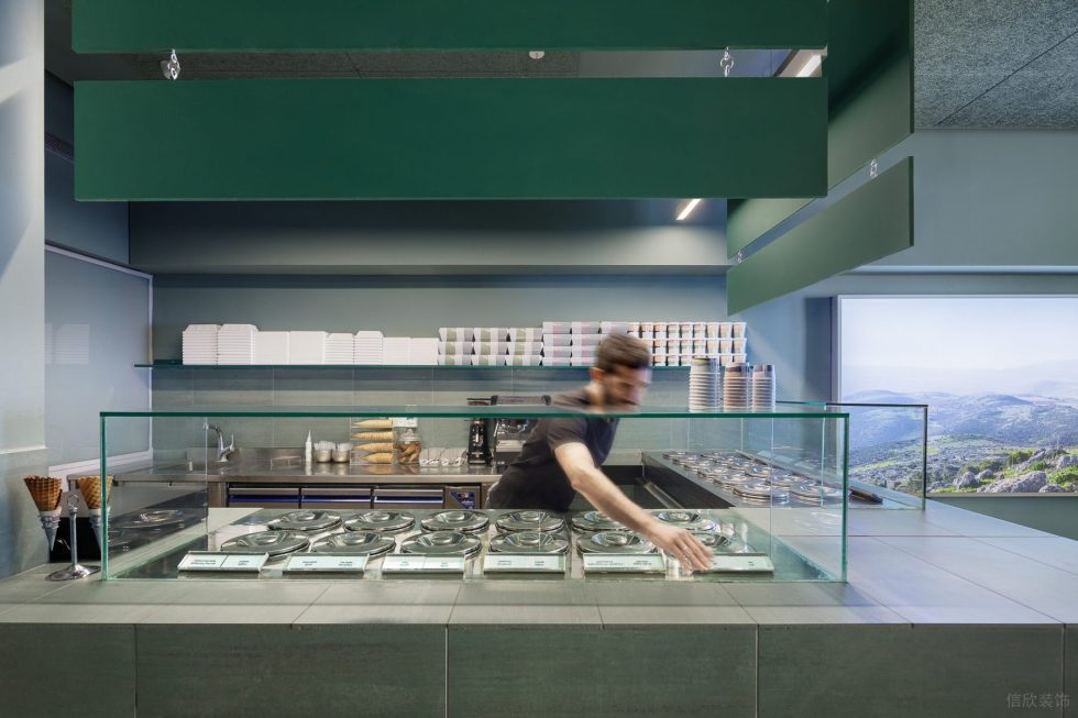 簡約清新風(fēng)甜品店墨綠瓷磚操作臺裝修設(shè)計