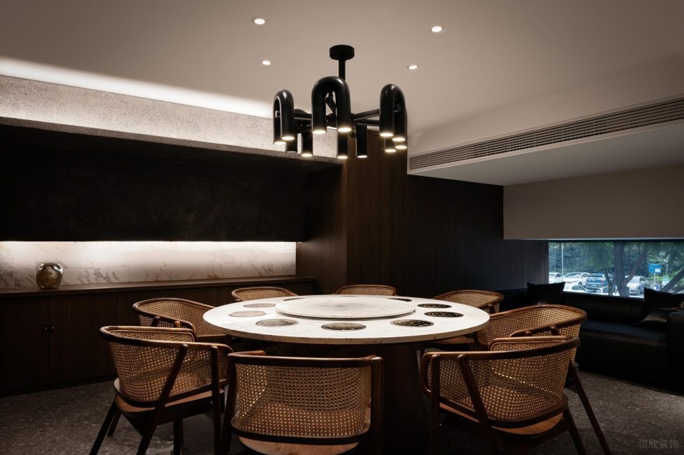 現(xiàn)代輕奢風(fēng)火鍋店靜謐包間區(qū)裝修設(shè)計(jì)圖