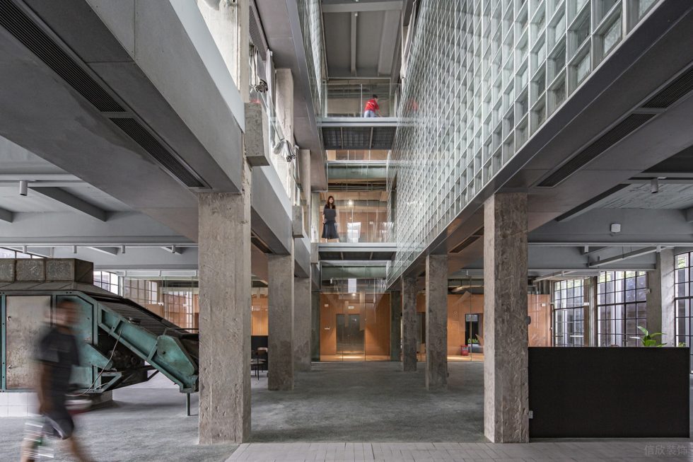 原生態(tài)雅致茶院走廊挑高設計裝修