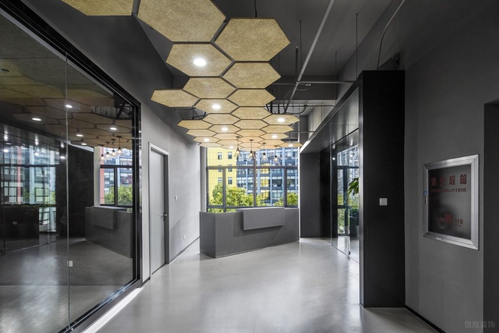 混搭時尚工業(yè)風辦公室裝修設計黑灰色門廳 混搭時尚工業(yè)風辦公室裝修設計黑灰色門廳