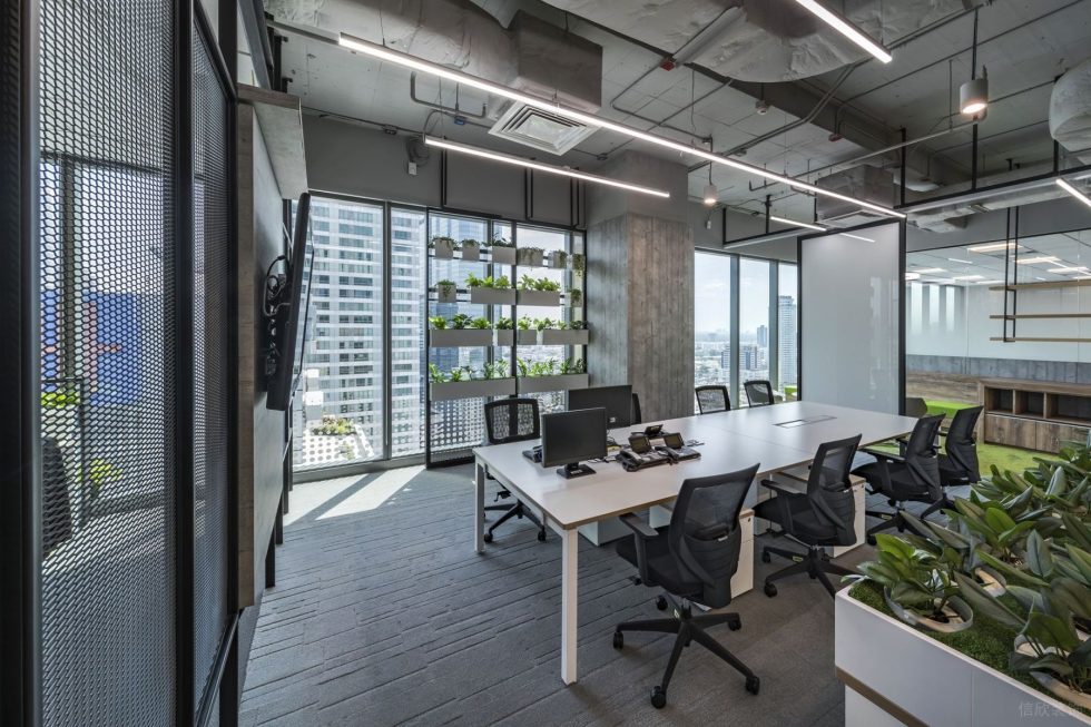 酷炫現(xiàn)代風(fēng)辦公室裝修設(shè)計白色辦公桌 酷炫現(xiàn)代風(fēng)辦公室裝修設(shè)計白色辦公桌