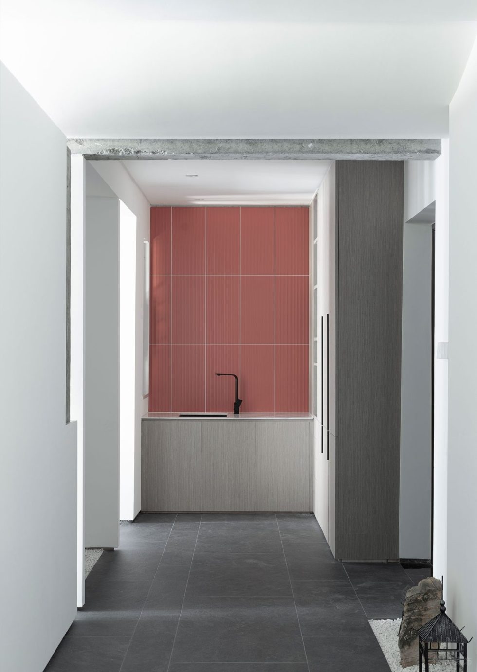 深圳龍華極簡風(fēng)格工作室辦公空間裝修設(shè)計 茶水區(qū)