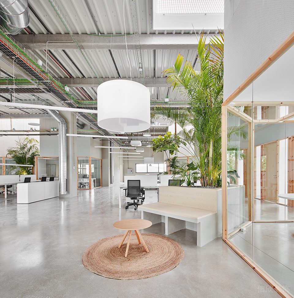 素木色簡(jiǎn)約自然風(fēng)辦公室裝修設(shè)計(jì)原木色茶幾 素木色簡(jiǎn)約自然風(fēng)辦公室裝修設(shè)計(jì)原木色茶幾