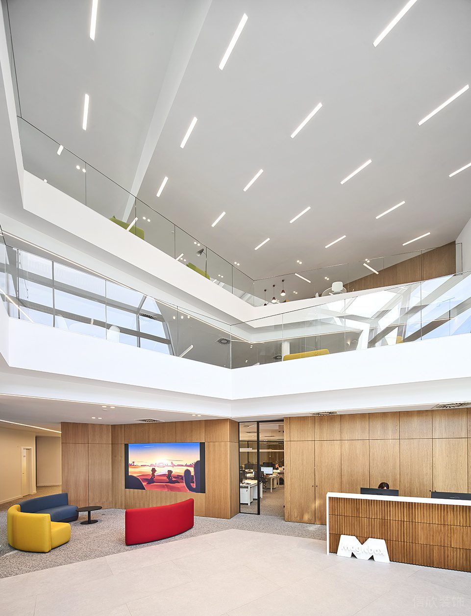 清淡色現(xiàn)代簡(jiǎn)約風(fēng)辦公室裝修設(shè)計(jì)白木色前臺(tái)接待區(qū) 清淡色現(xiàn)代簡(jiǎn)約風(fēng)辦公室裝修設(shè)計(jì)白木色前臺(tái)接待區(qū)