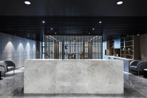 黑白灰高端現(xiàn)代風(fēng)辦公室裝修設(shè)計黑灰色水吧接待區(qū)效果圖