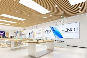 深圳南山前海萬(wàn)象城手機(jī)數(shù)碼店格柵天花吊頂裝修圖