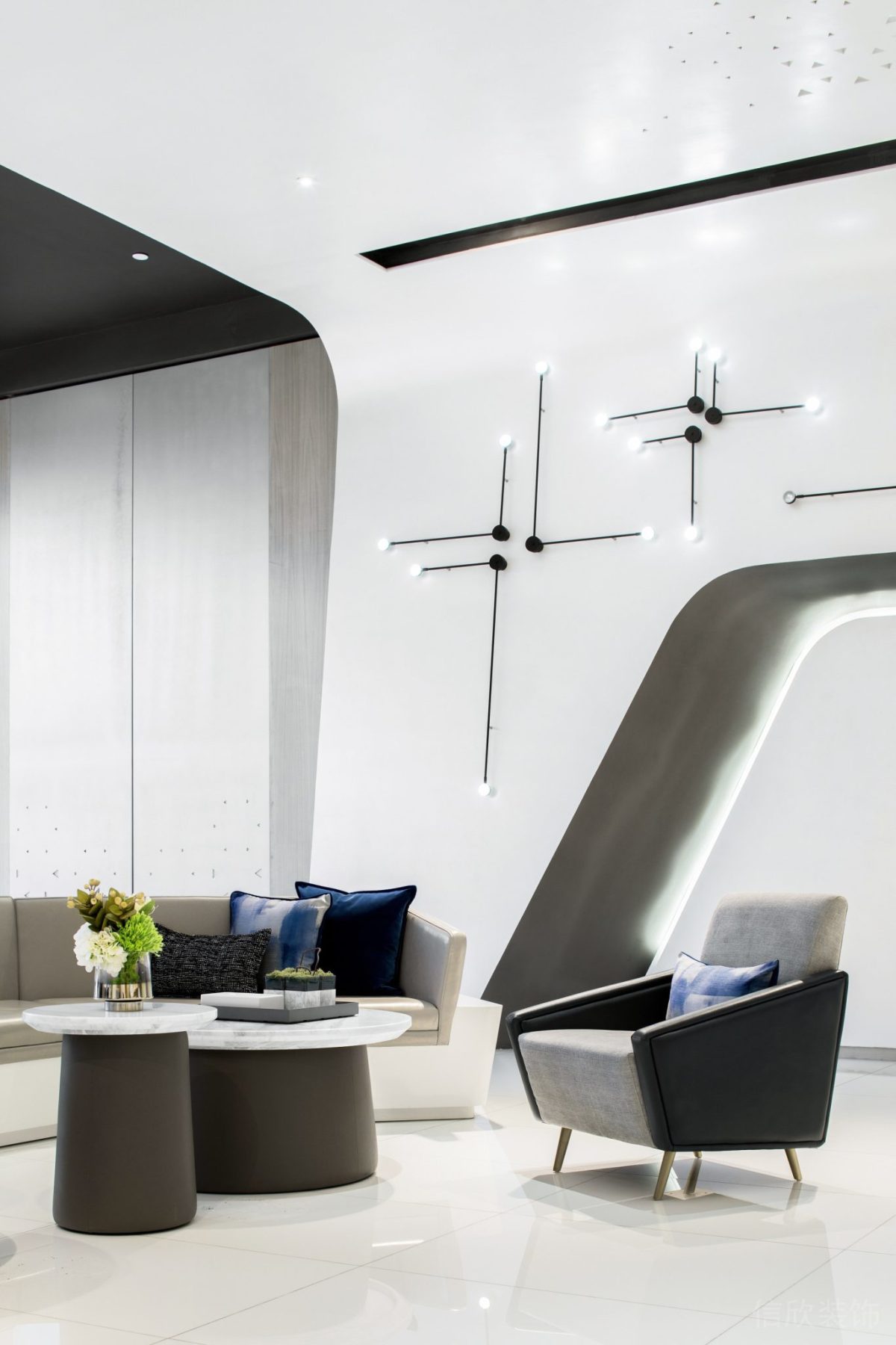 黑白色調(diào)極簡風(fēng)休息區(qū)辦公室