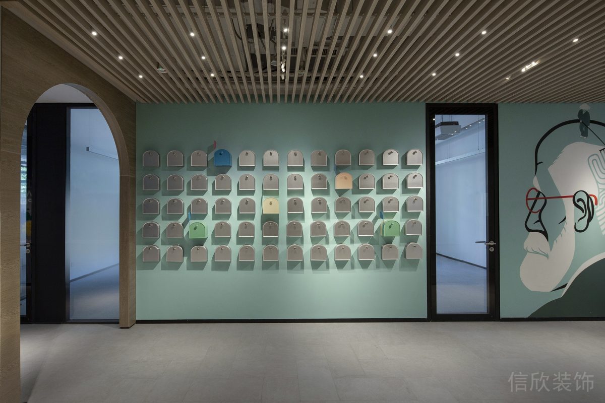 薄荷綠色墻體收納設計木質天花設計工作室拱形效果