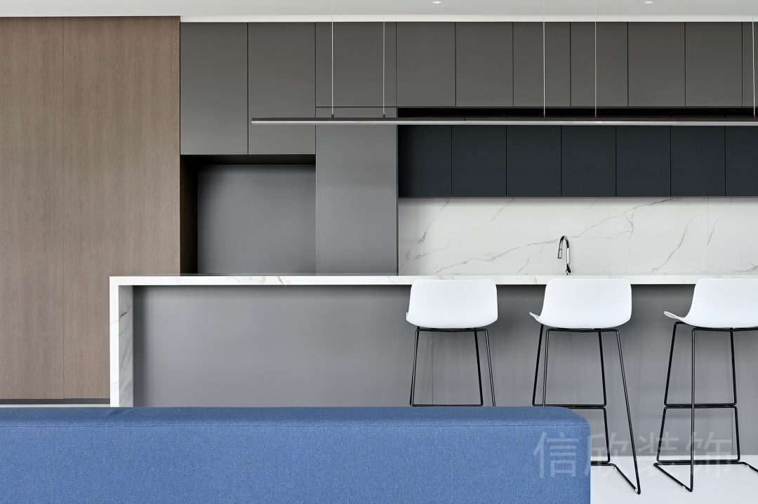 茶水間灰色高腳凳效果圖燈飾創(chuàng)意造型設(shè)計(jì)辦公室