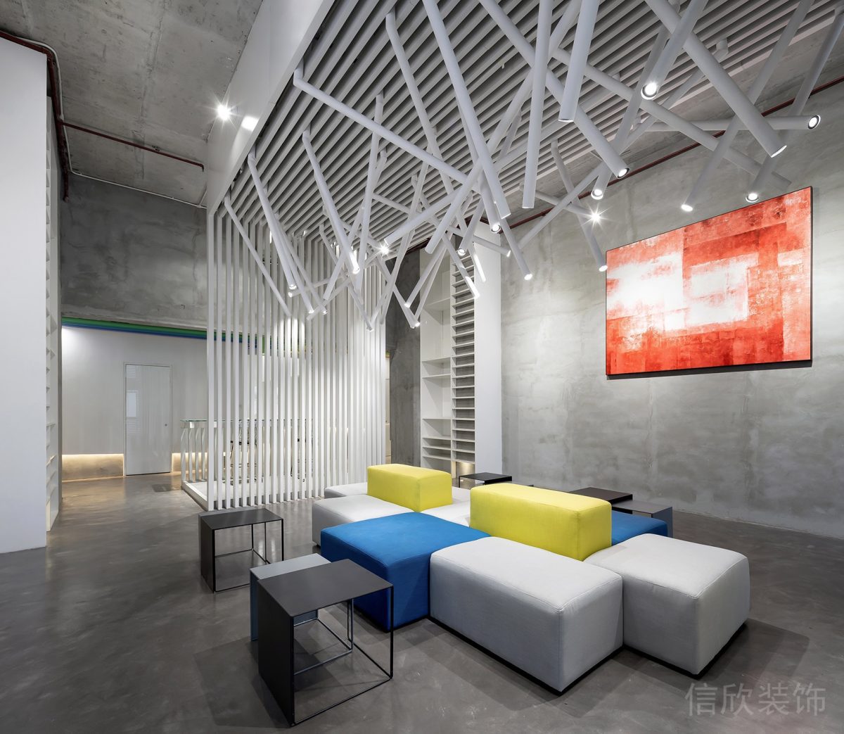 彩色沙發裝修效果圖天花白色管道辦公室