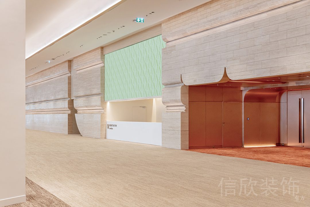 創(chuàng)意半墻設(shè)計(jì)墻體隔斷弧線(xiàn)圓角效果‘辦公室過(guò)道裝修設(shè)計(jì)