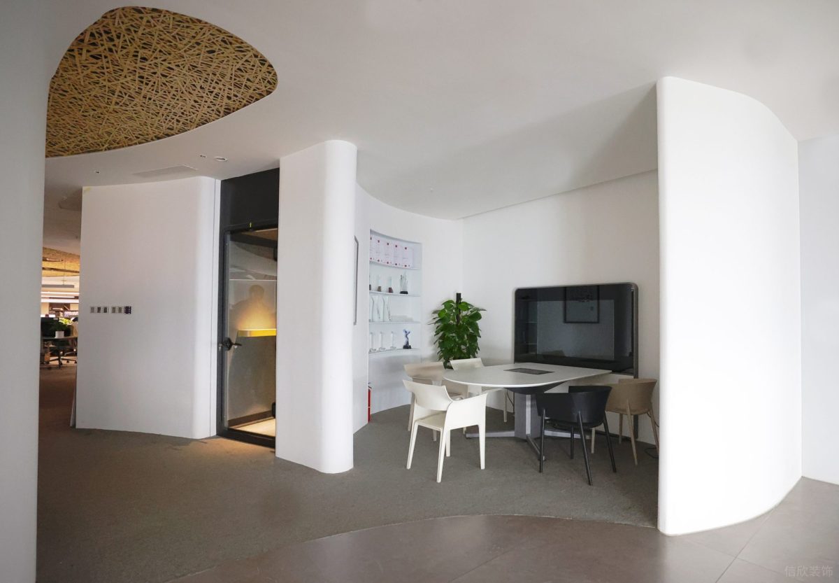 環(huán)形墻面設計內(nèi)嵌式置物柜墻體裝修辦公室小型會議室裝修設計