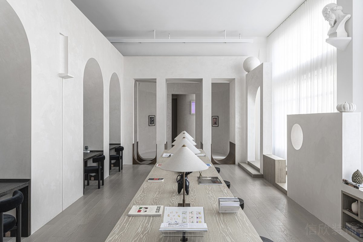 會議室現(xiàn)代原木風(fēng)辦公室裝修設(shè)計(jì)現(xiàn)代奶油色系效果圖