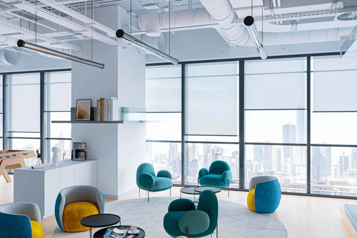 休閑區(qū)藍色的單人布藝沙發(fā)